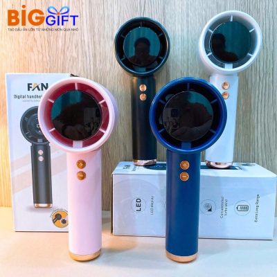 quat-dien-cam-tay-qua-tang-in-logo-5000mah-man-hinh-led-q01