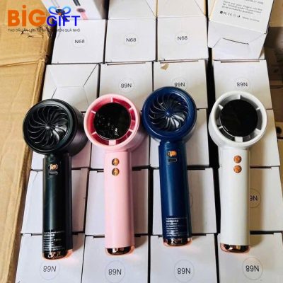 quat-dien-cam-tay-qua-tang-in-logo-5000mah-man-hinh-led-q01