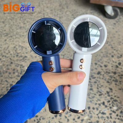 quat-dien-cam-tay-qua-tang-in-logo-5000mah-man-hinh-led-q01 (6)