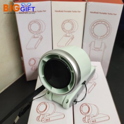 quat-dien-mini-qua-tang-in-logo-3600mah-gap-gon-man-hinh-led-q02