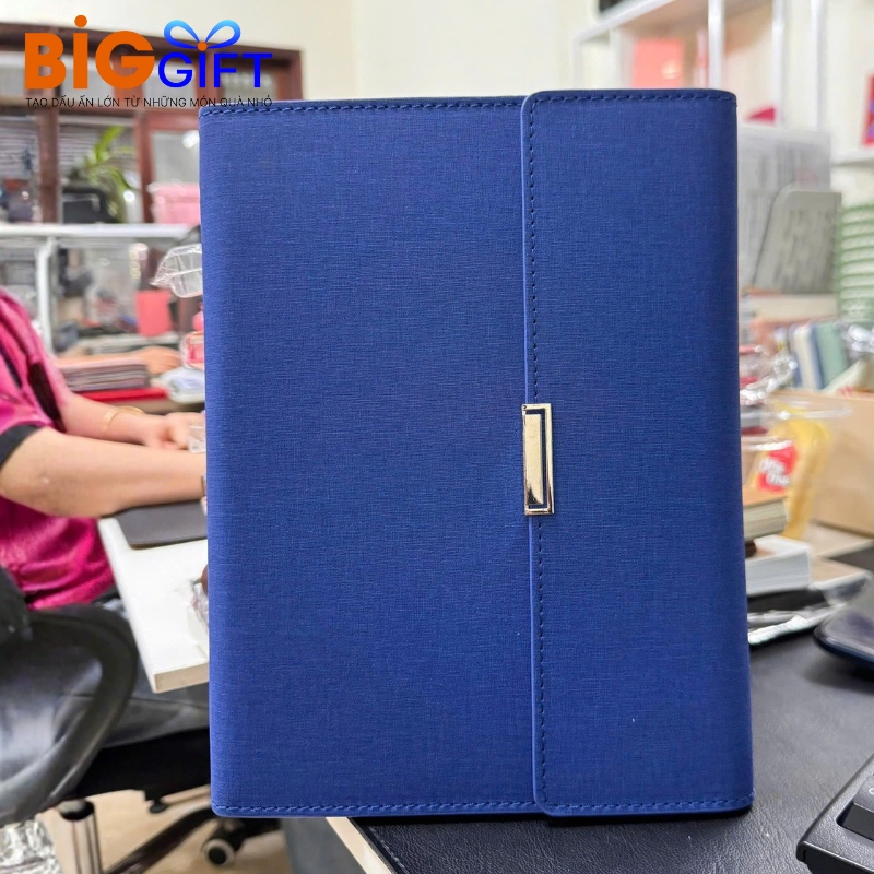 so-bia-da-in-logo-qua-tang-cong-3-khuc-thang-xanh-duong-sd04