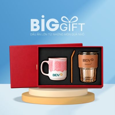 Giftset quà tặng in logo cốc sứ hỏa biến và ly thủy tinh bọc da kèm ống hút BGS-15