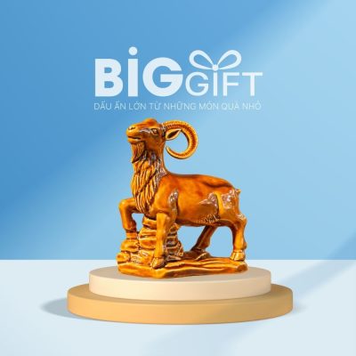 Tượng dê gốm sứ quà tặng in logo Hạo Dương Chiêu Tài men hổ phách TG-02
