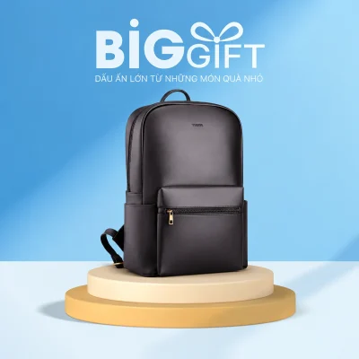 Balo Trita RBA4 đen với túi khóa ngang mặt trước trên nền BigGift