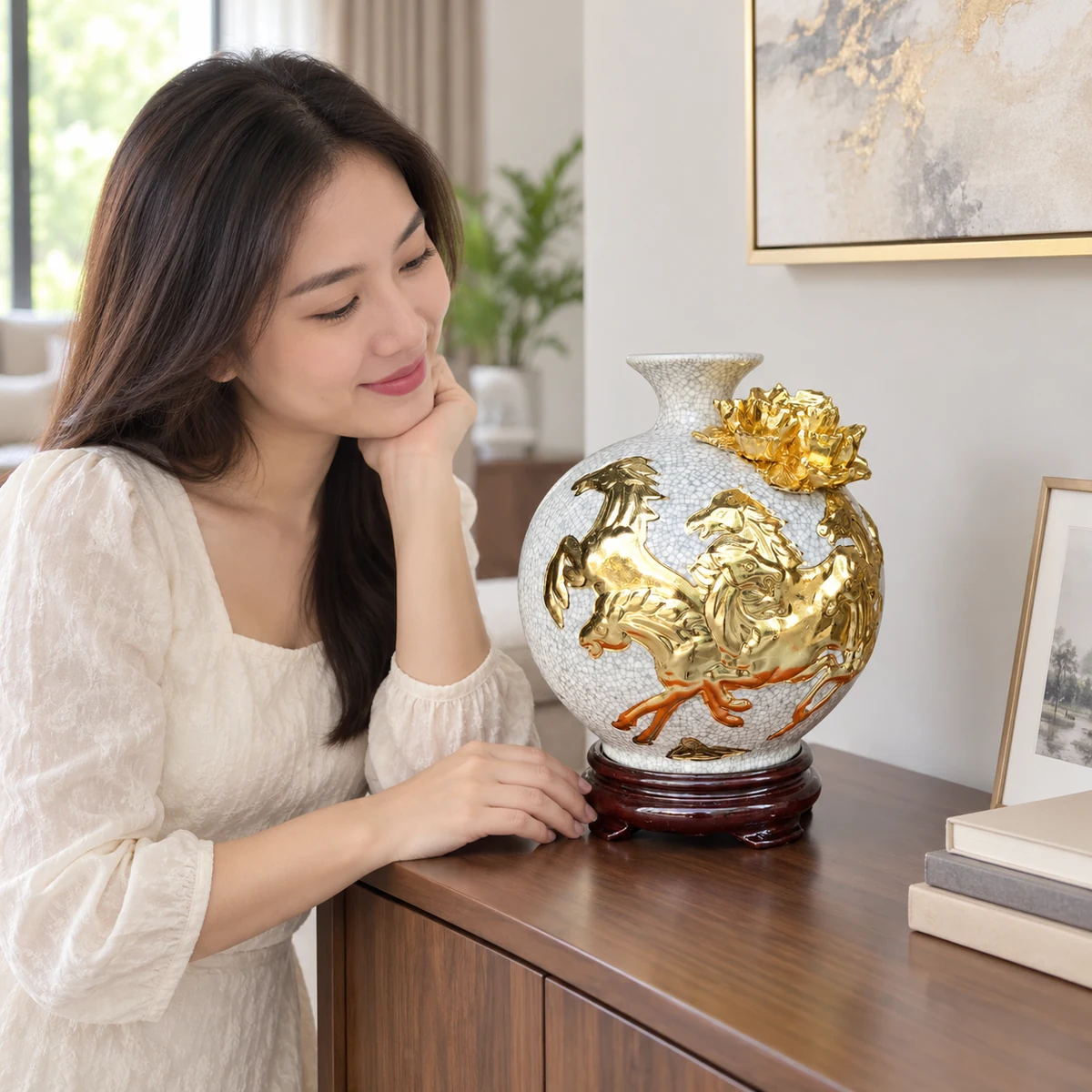 Bình hút lộc Mã đáo thành công H22 men rạn dát vàng – đặt mặt ngựa hướng về người nhìn