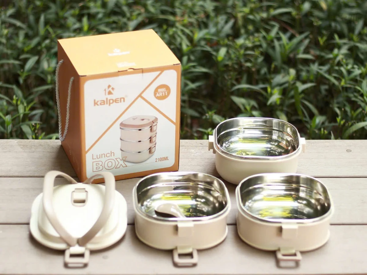 Ảnh thật ba khay inox và nắp quai gập Kalpen AR11