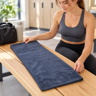 Khăn Microfiber 70 × 140 cm màu xám xanh – gợi ý mang theo khi sinh hoạt hoặc tập luyện