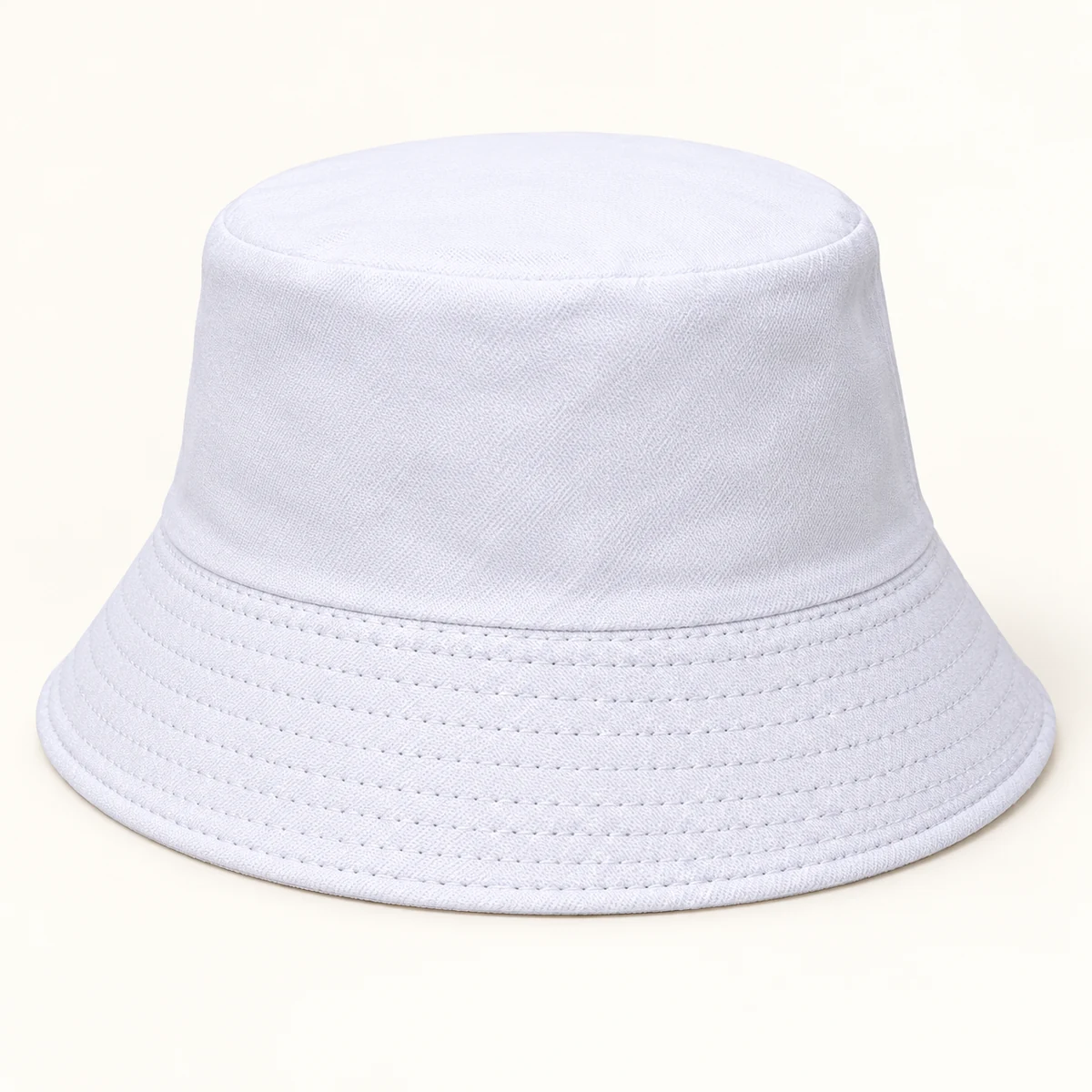 Mũ bucket cotton một lớp màu trắng – xem đường nối chóp và các hàng chỉ quanh vành