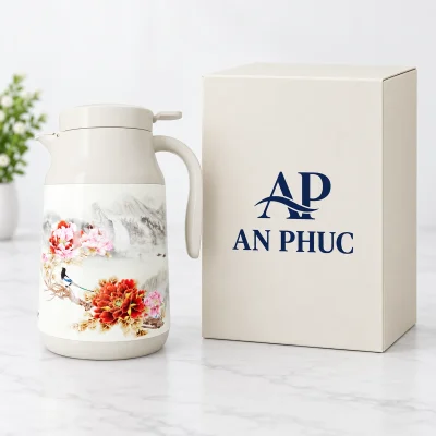 Phích giữ nhiệt Rạng Đông 0900 TS1.E 0,9 lít kem họa tiết hoa – logo rõ trên hộp quà sáng